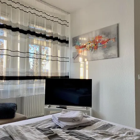 Homestay Blue Max Parkzimmer Grossenhain
