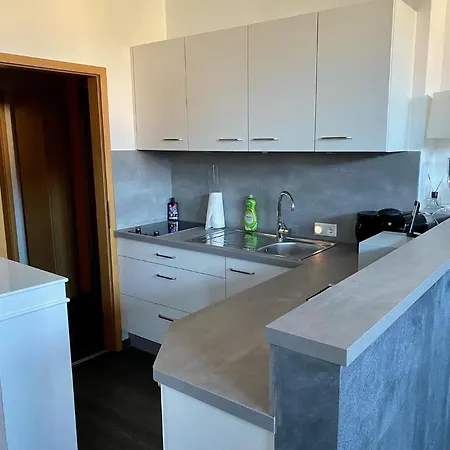 Homestay Blue Max Parkzimmer *
