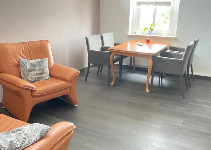 Blue Max Проживание в семье Гросенхайн