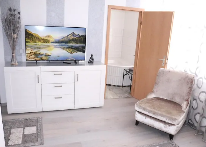 Blue Max Проживание в семье *